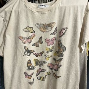 Day dreamer butterfly tee